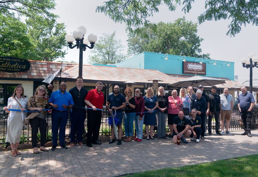 Ribbon cutting at French Toast Bistro