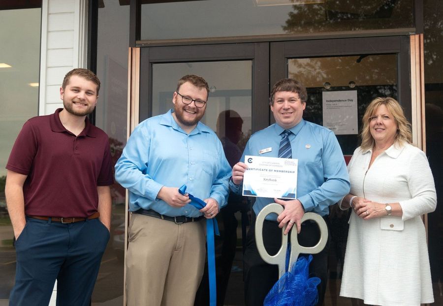 Ribbon cutting at KeyBank